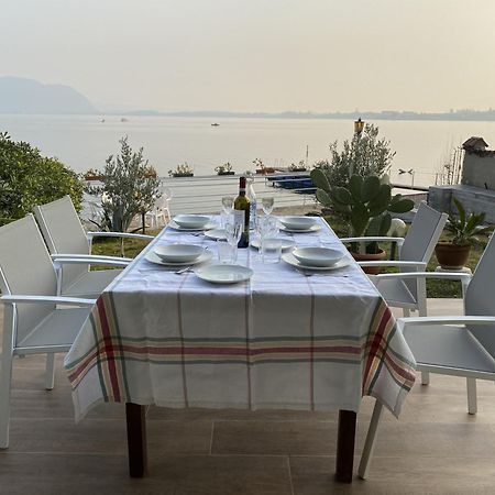 Villa Anastasye Your Lakefront Vacation Rental Predore Kültér fotó