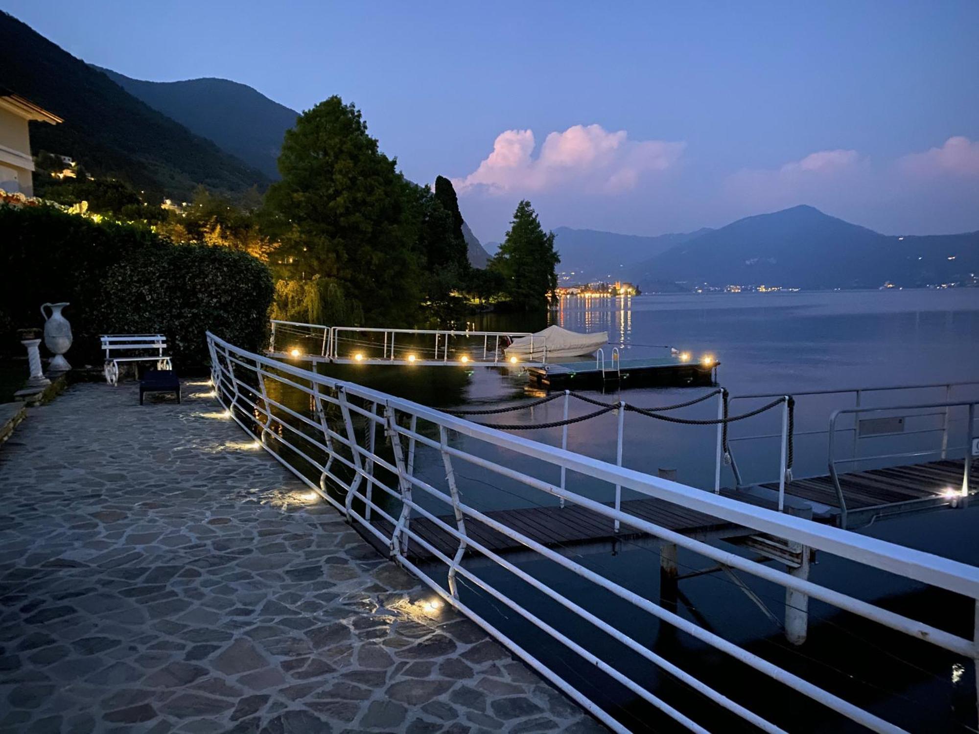 Villa Anastasye Your Lakefront Vacation Rental Predore Kültér fotó