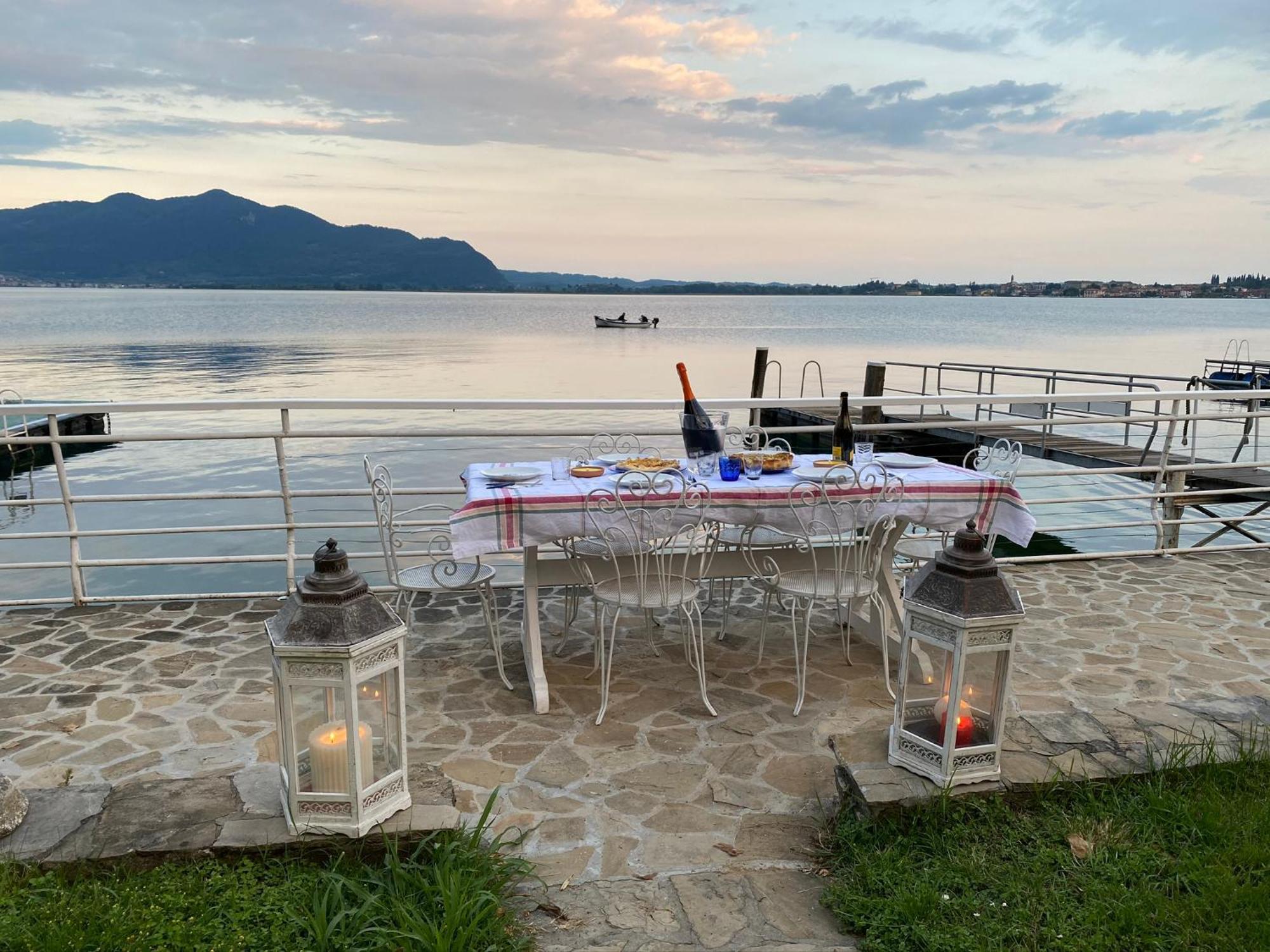 Villa Anastasye Your Lakefront Vacation Rental Predore Kültér fotó