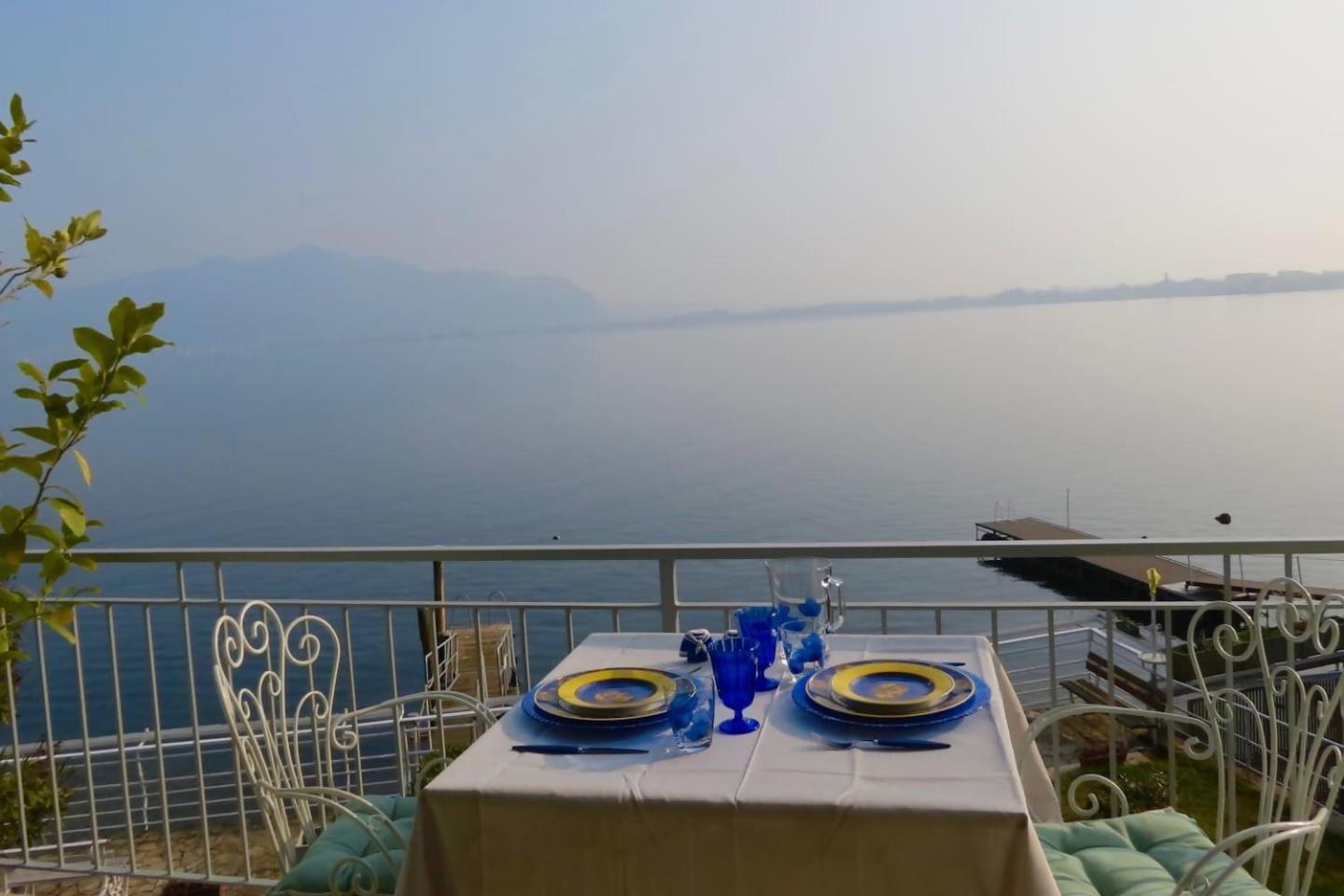 Villa Anastasye Your Lakefront Vacation Rental Predore Kültér fotó