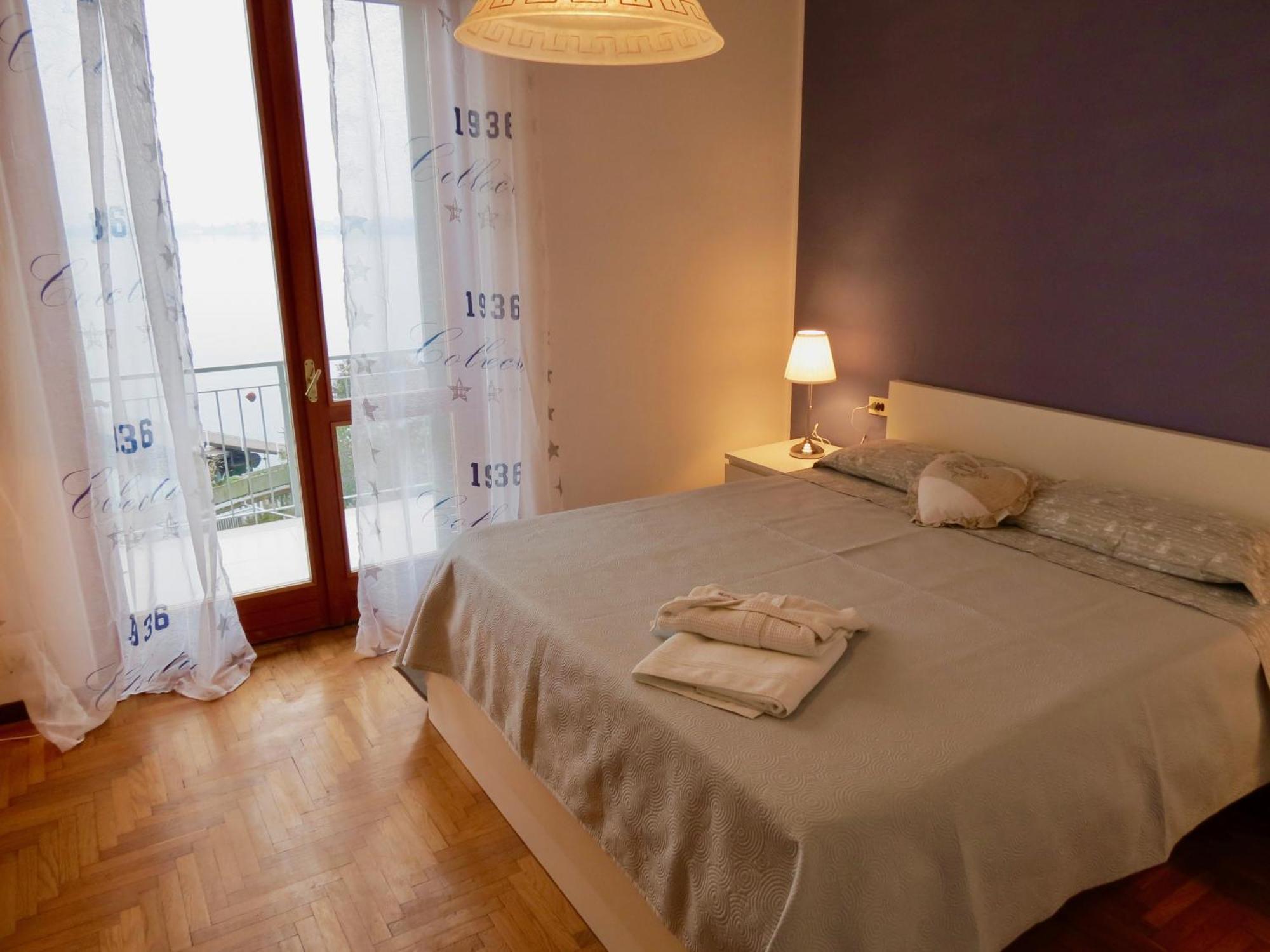 Villa Anastasye Your Lakefront Vacation Rental Predore Kültér fotó