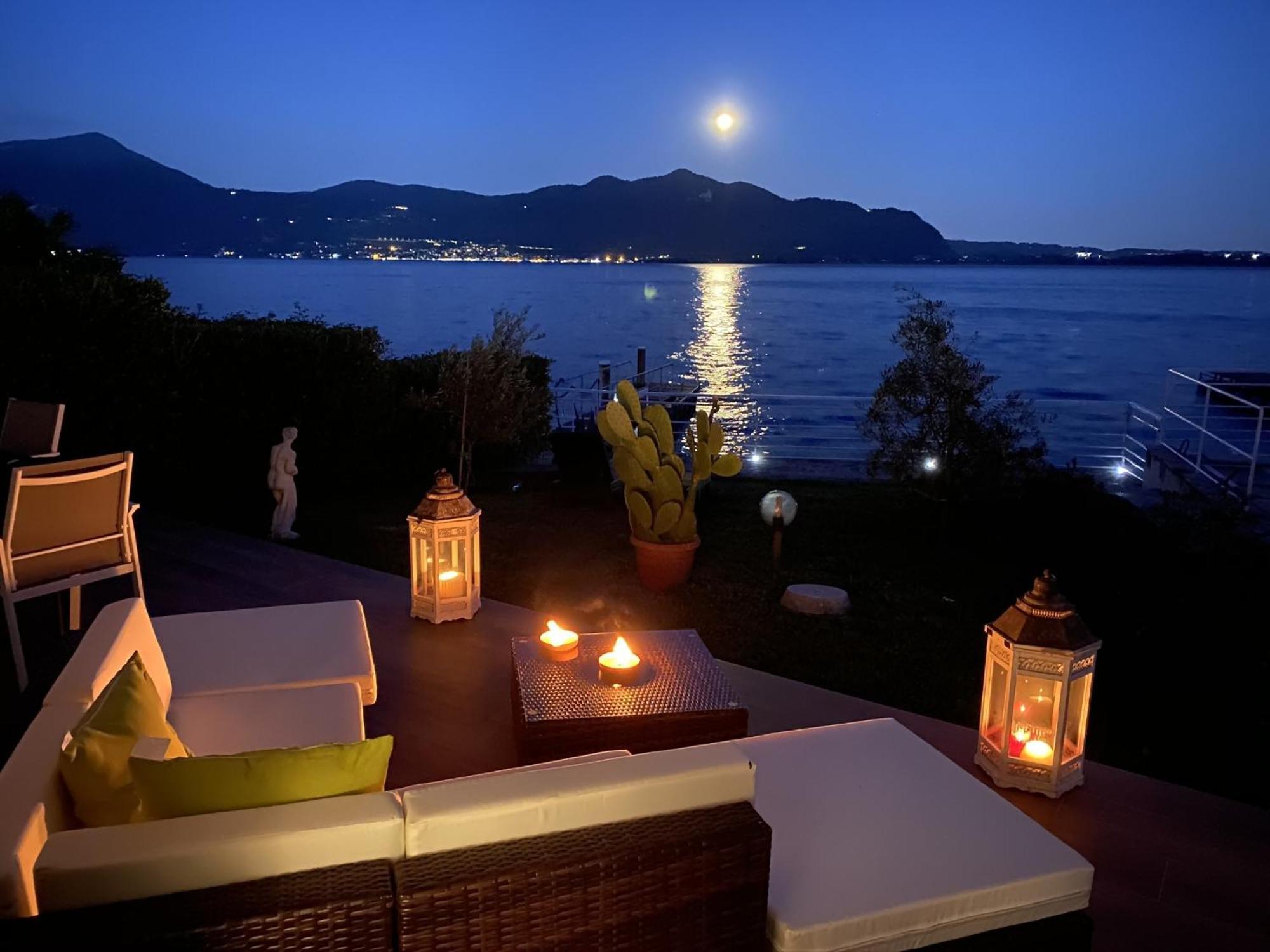 Villa Anastasye Your Lakefront Vacation Rental Predore Kültér fotó
