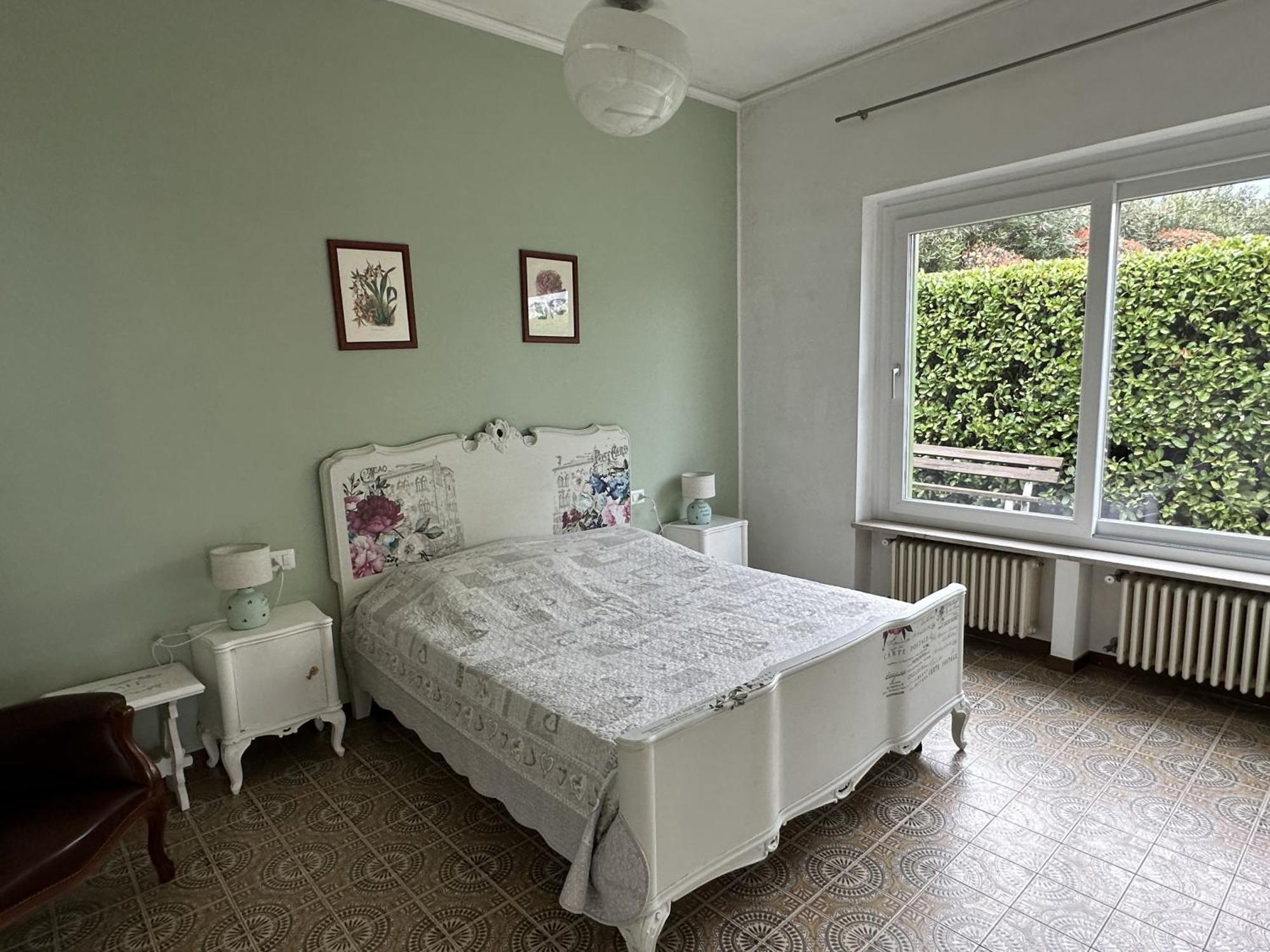 Villa Anastasye Your Lakefront Vacation Rental Predore Kültér fotó